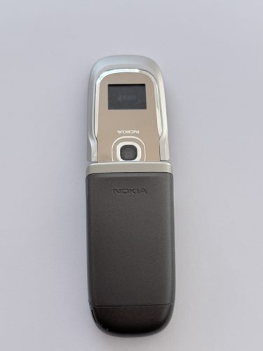 Nokia 2760 Ezüst/Arany Kártyafüggetlen 