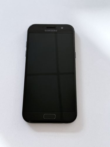 Samsung Galaxy A5 (2017) 3/32GB Fekete Kártyafüggetlen