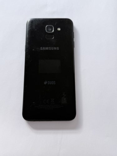Samsung Galaxy J6 (2018) Fekete 3/32GB Kártyafüggetlen